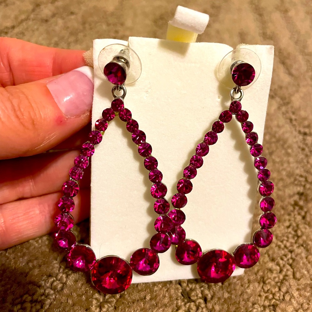 Beautiful Pageant Pink Earrings!